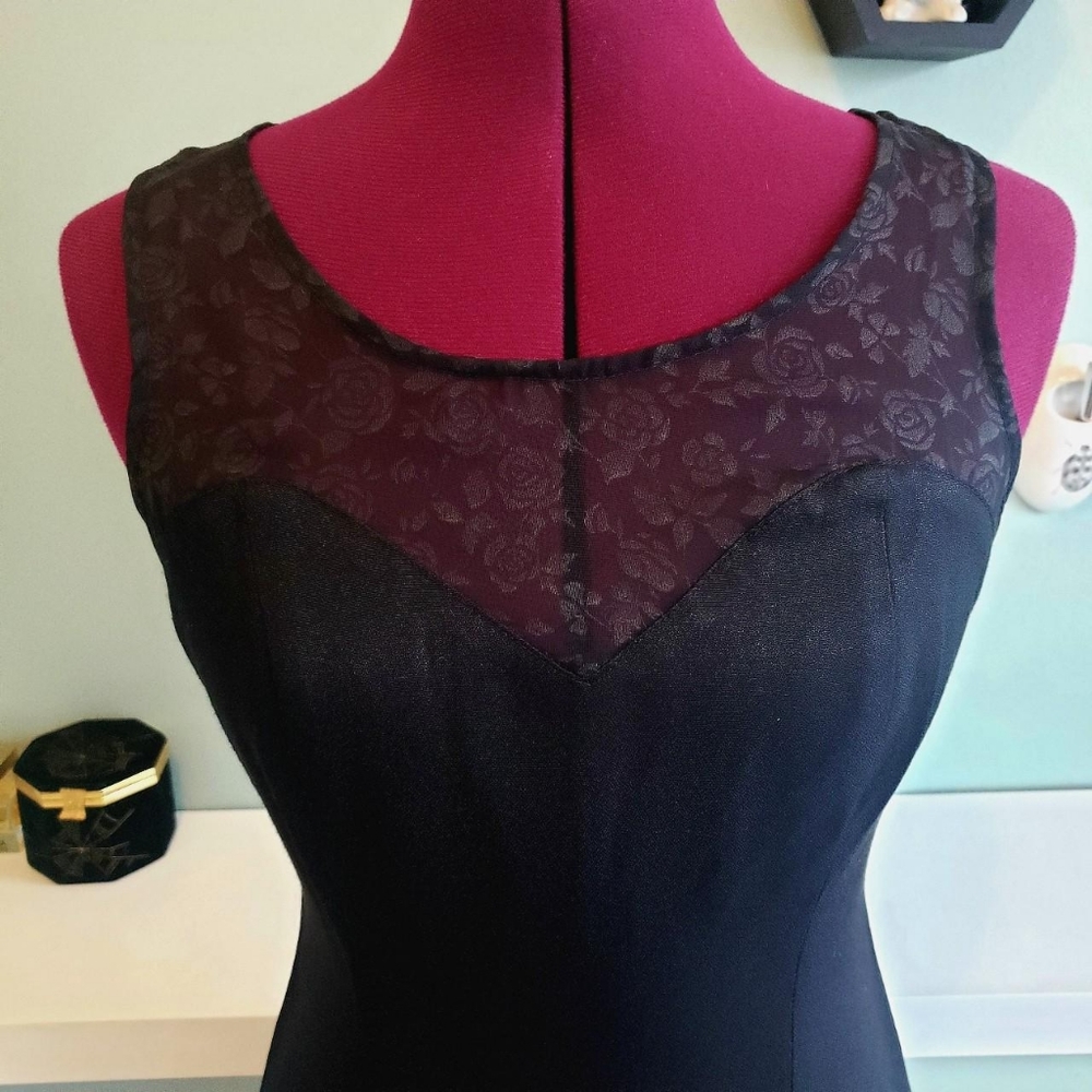 90s Vintage Goth Pinup Dress Floral Illusion Neckline Size Small